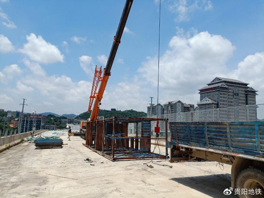違規(guī)施工作業(yè)現(xiàn)場
